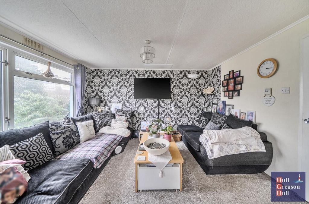 Property photo 2 of 15 0494Ca64-120c-4B7d-Ab80-94749F06Eb0c.Jpg