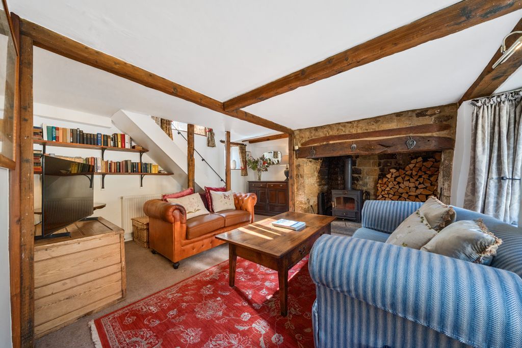 Property photo 3 of 18