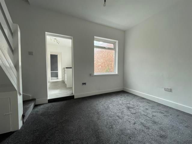 Property photo 3 of 8 Dining Room