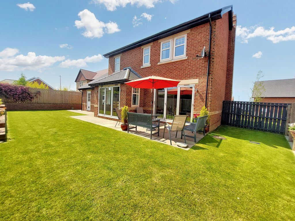 Property photo 1 of 32