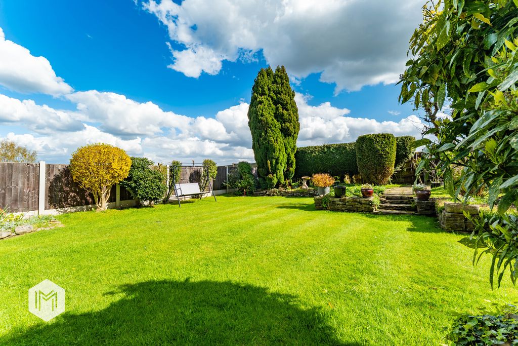 Property photo 2 of 23 Picture No. 09