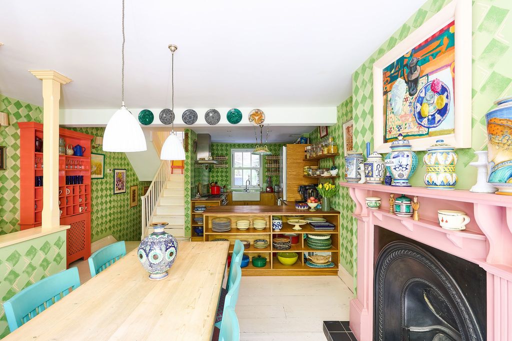 Property photo 1 of 35