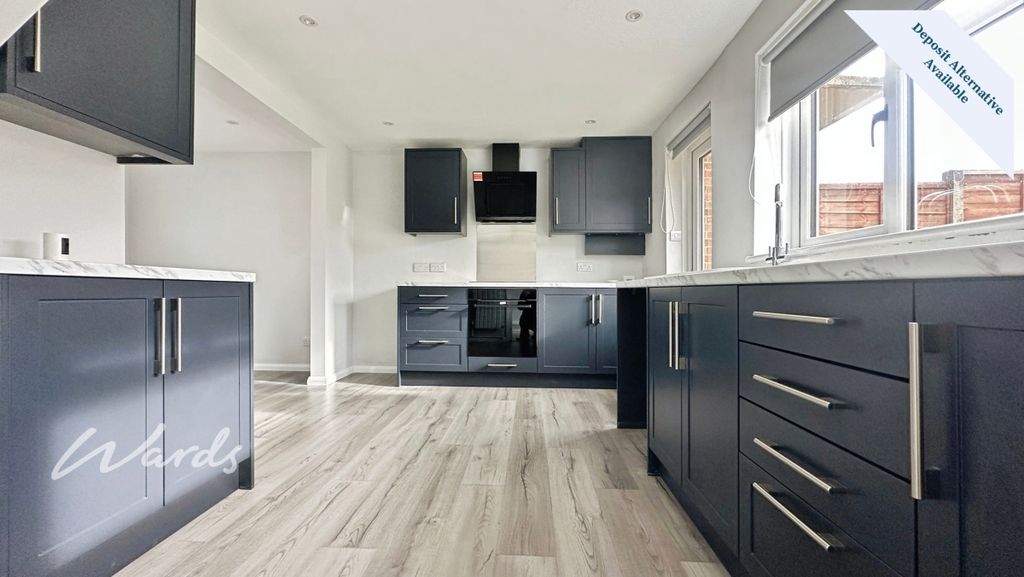 Property photo 2 of 26 Kitchen