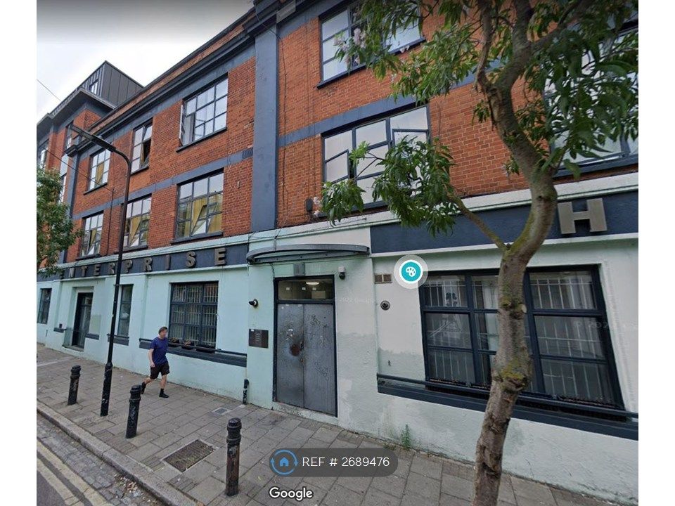 Property photo 2 of 19