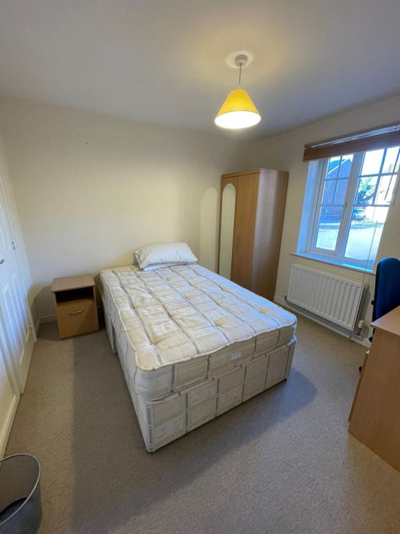 Property photo 1 of 4