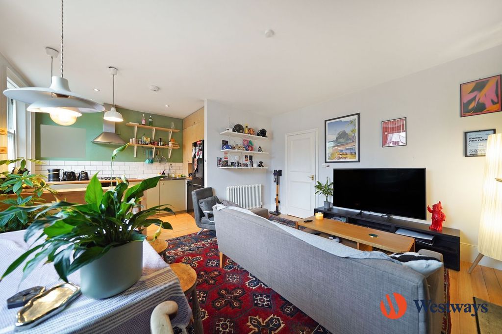 Property photo 2 of 8 Reception Room