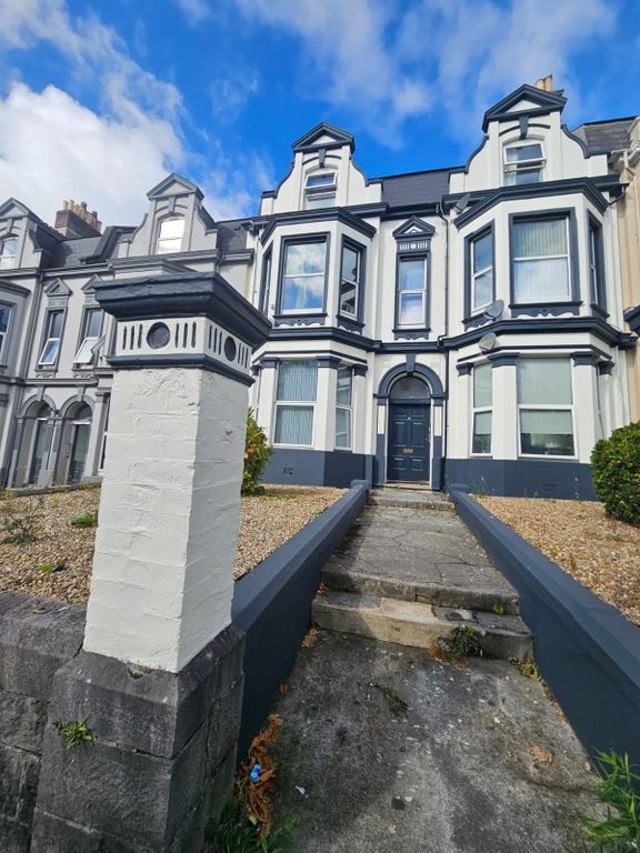 Property photo 1 of 1