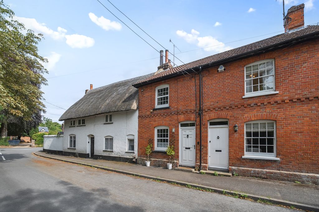 Property photo 1 of 12