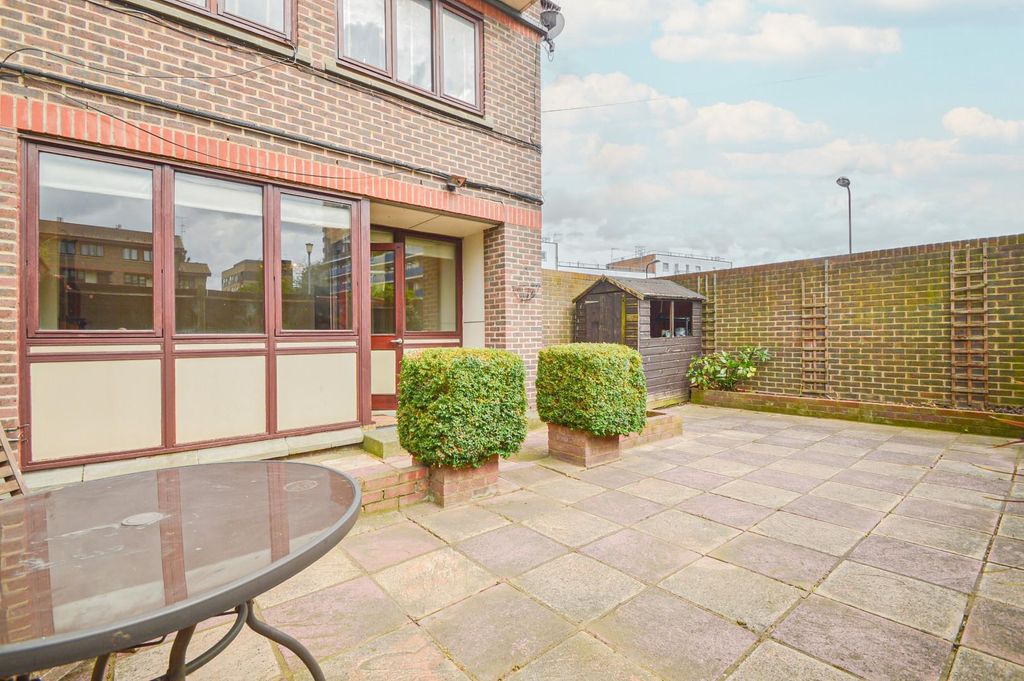 Property photo 2 of 12 8.Jpg