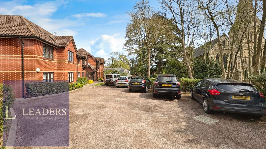 Property photo 1 of 12 Residents Parking
