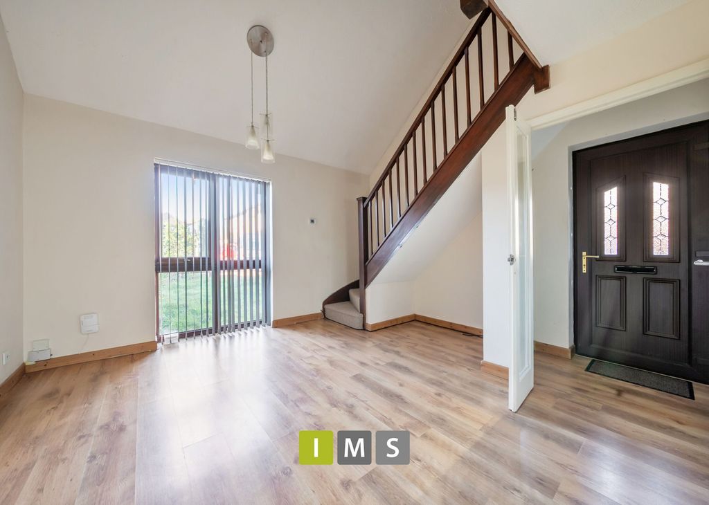 Property photo 2 of 14