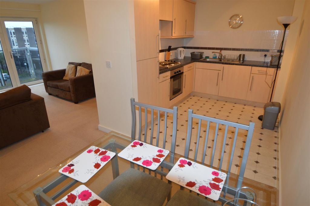 Property photo 3 of 8