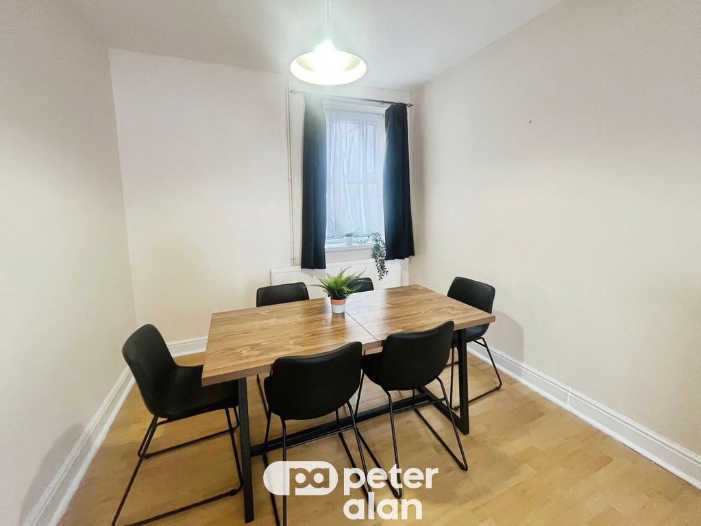 Property photo 3 of 16 Front