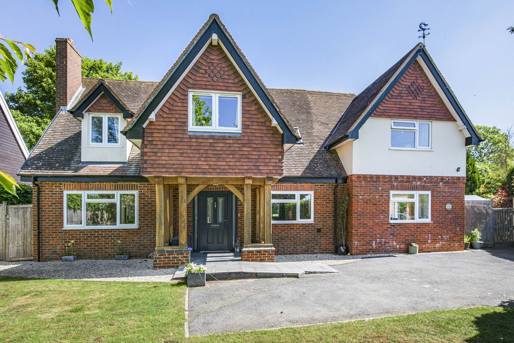 Property photo 1 of 39