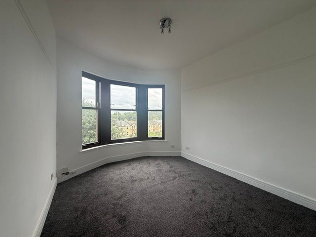Property photo 2 of 10 Photo 2