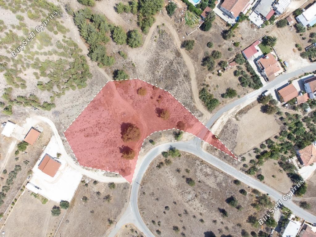 Property photo 3 of 9