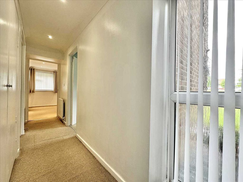Property photo 2 of 12 Entrance Hallway