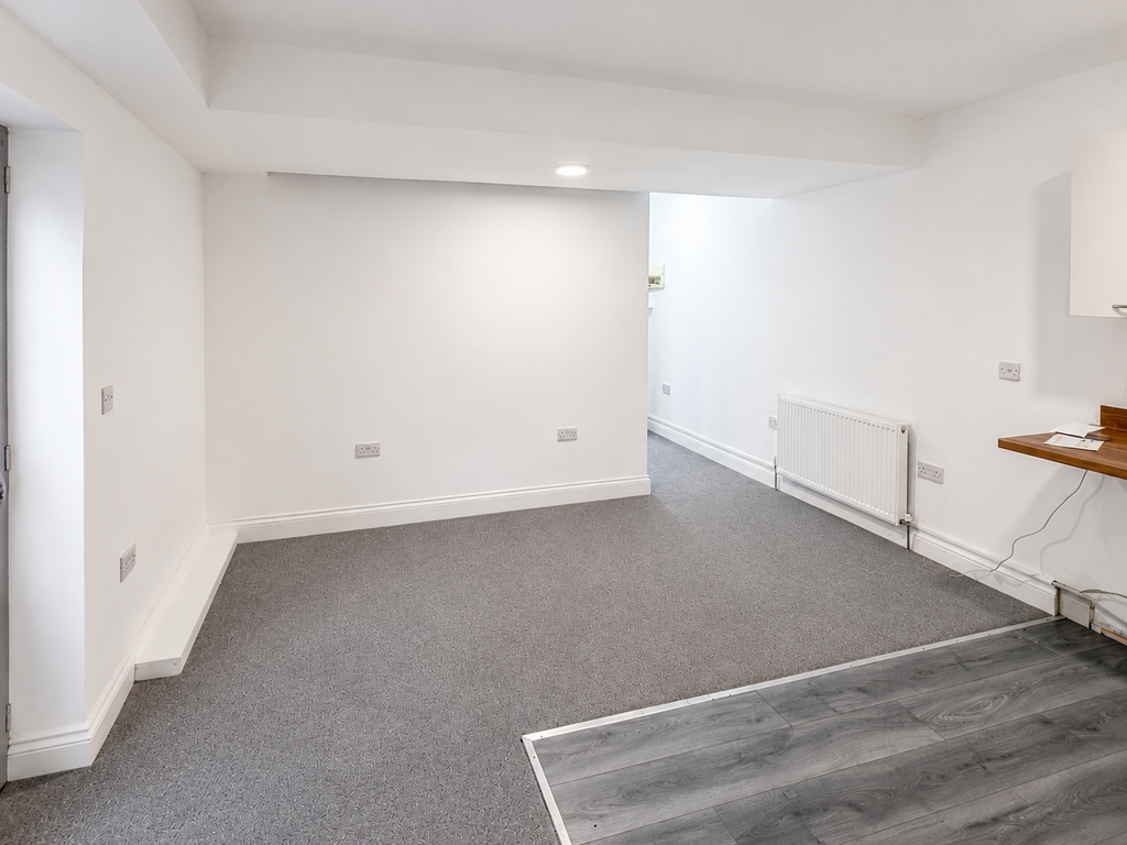 Property photo 2 of 4