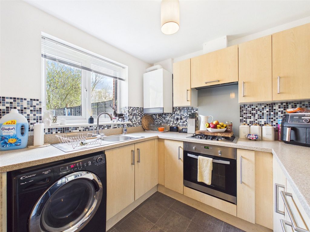 Property photo 3 of 13 Picture No. 15