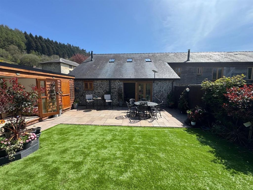 Property photo 3 of 31 5.Jpg