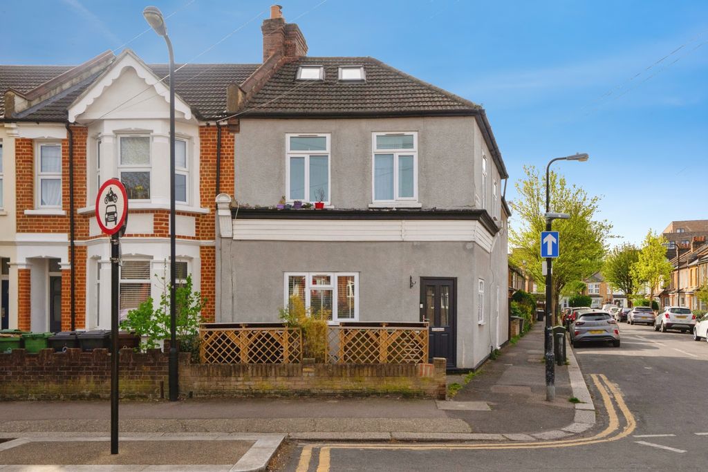 Property photo 1 of 12 Front View