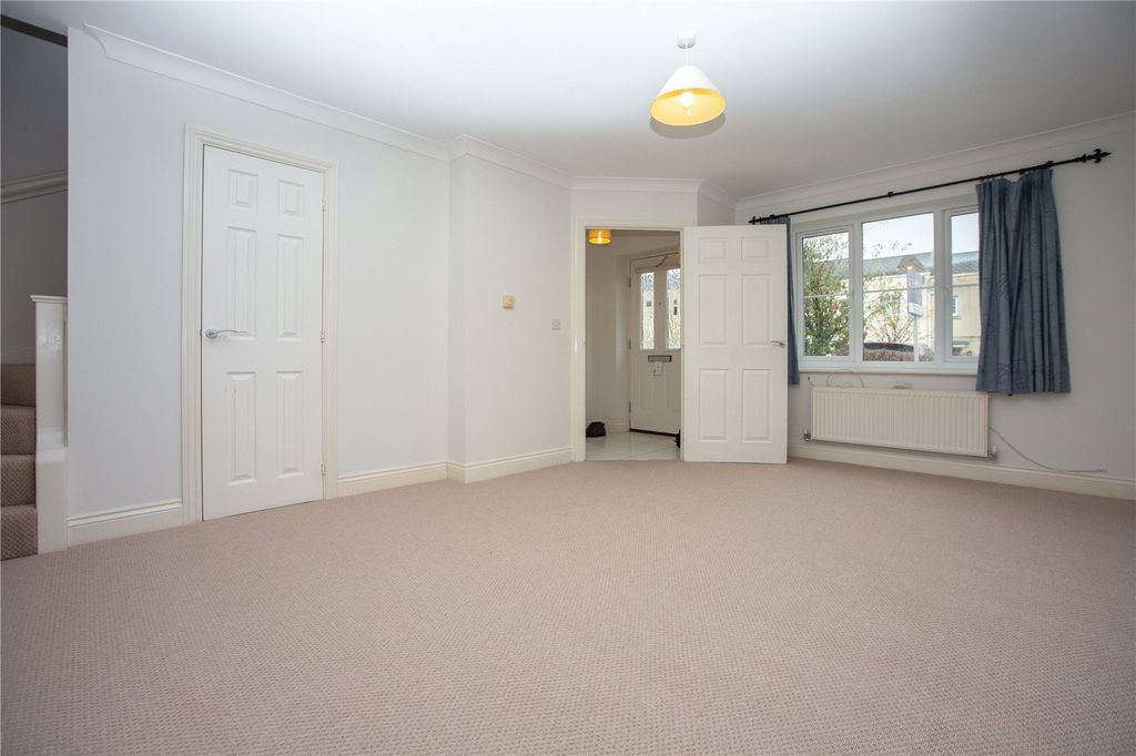 Property photo 1 of 13 Picture No. 17