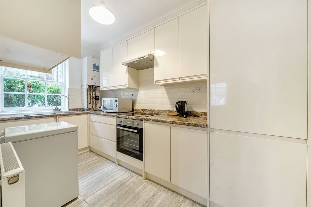 Property photo 3 of 13 Kitchen