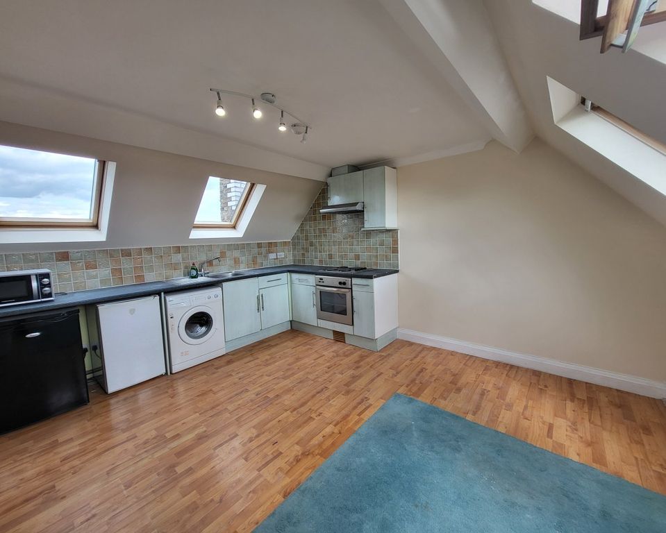 Property photo 1 of 5