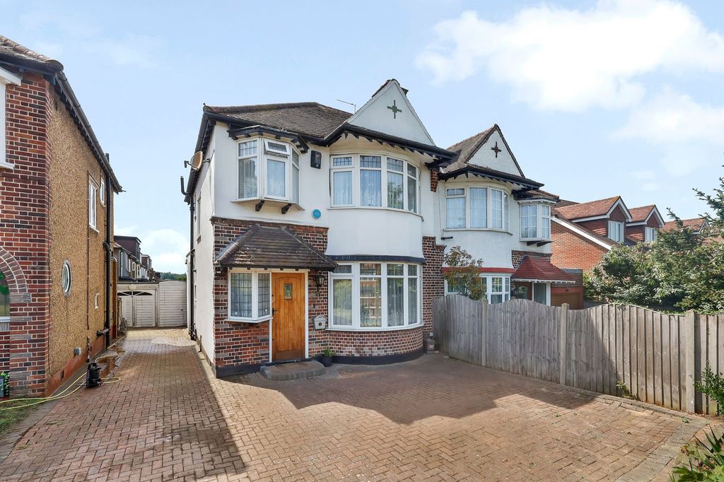 Property photo 1 of 18