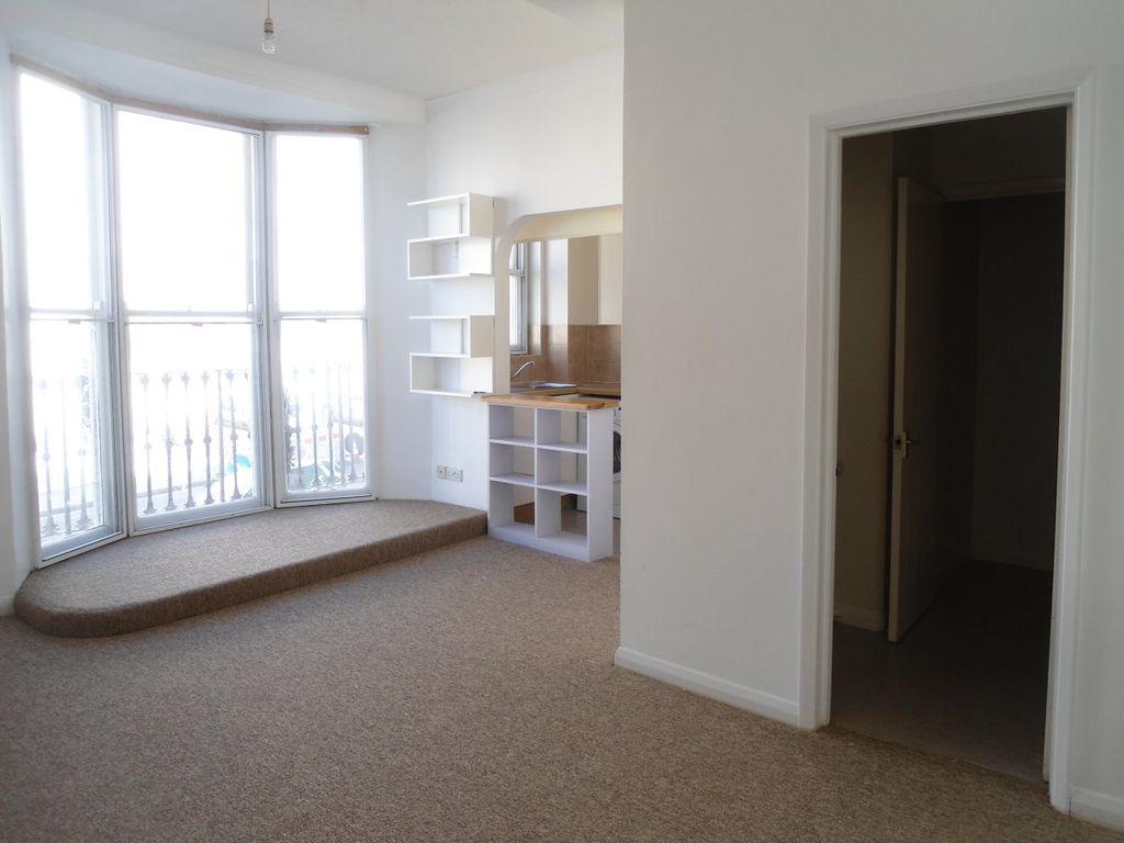 Property photo 2 of 9 Gallery