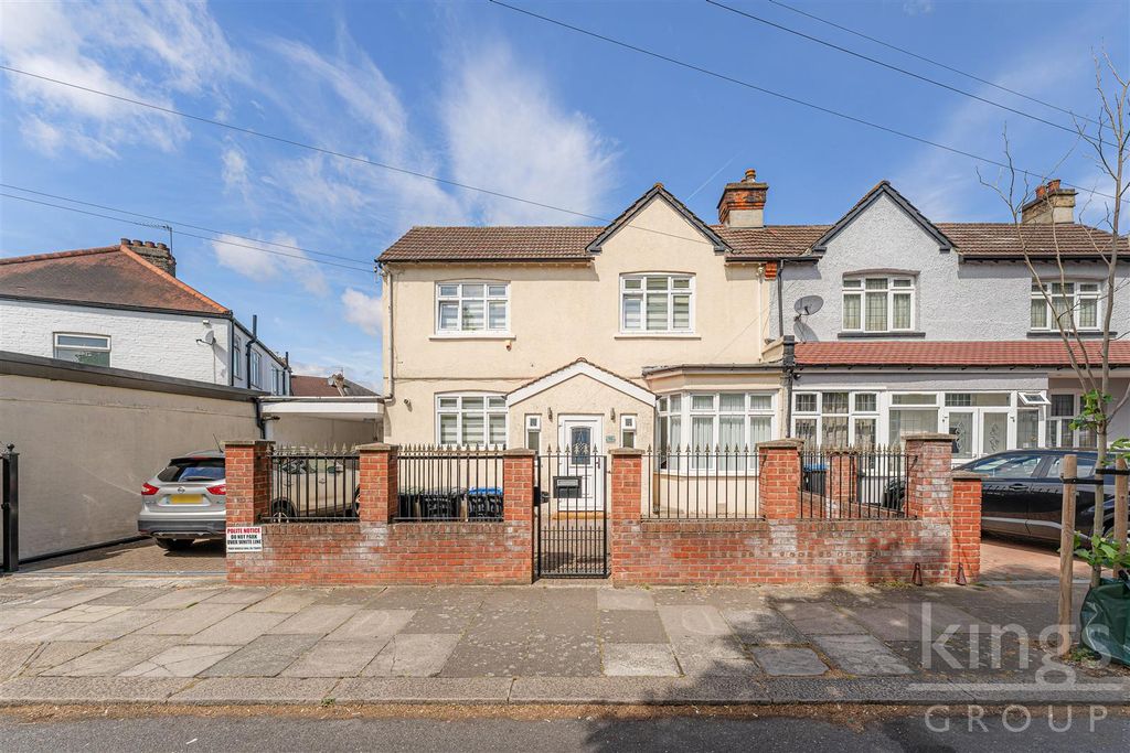Property photo 1 of 17