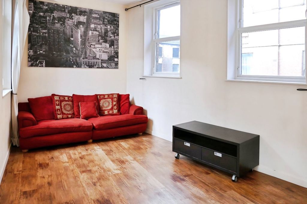 Property photo 1 of 8 Picture No. 17