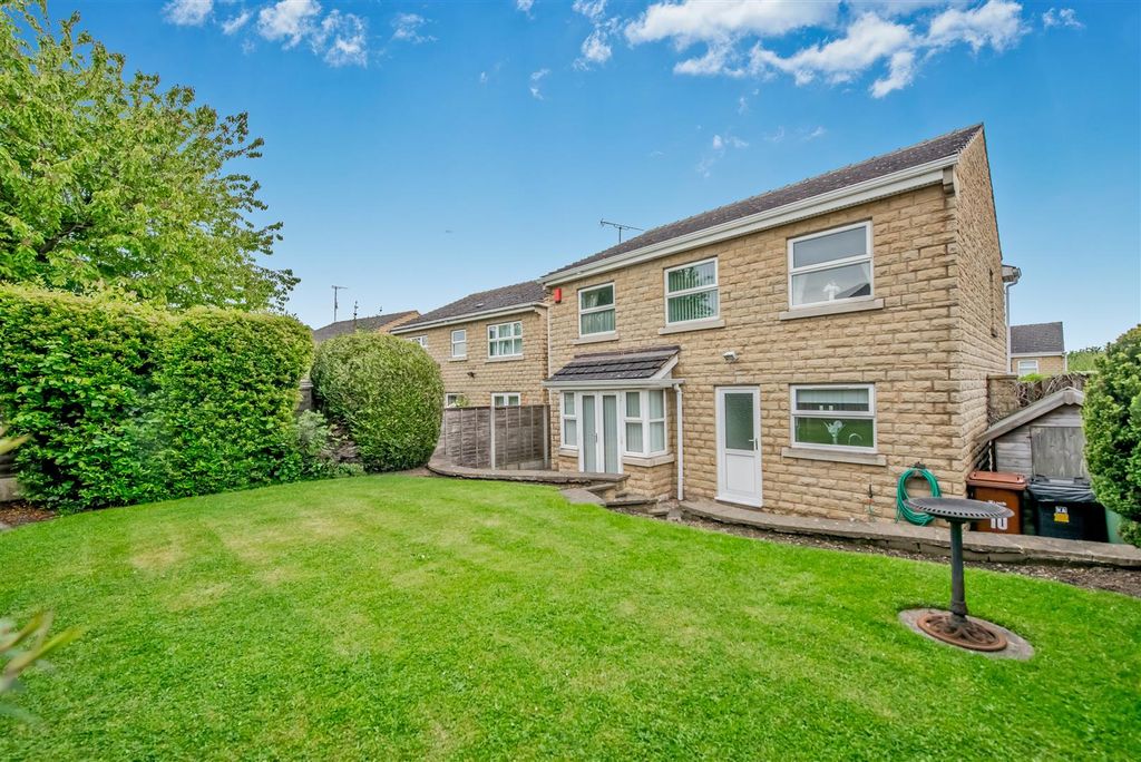 Property photo 1 of 34