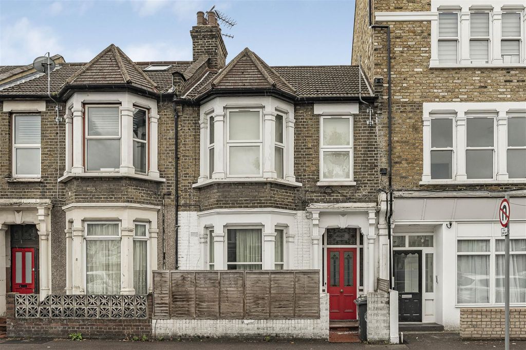 Property photo 1 of 18 1
