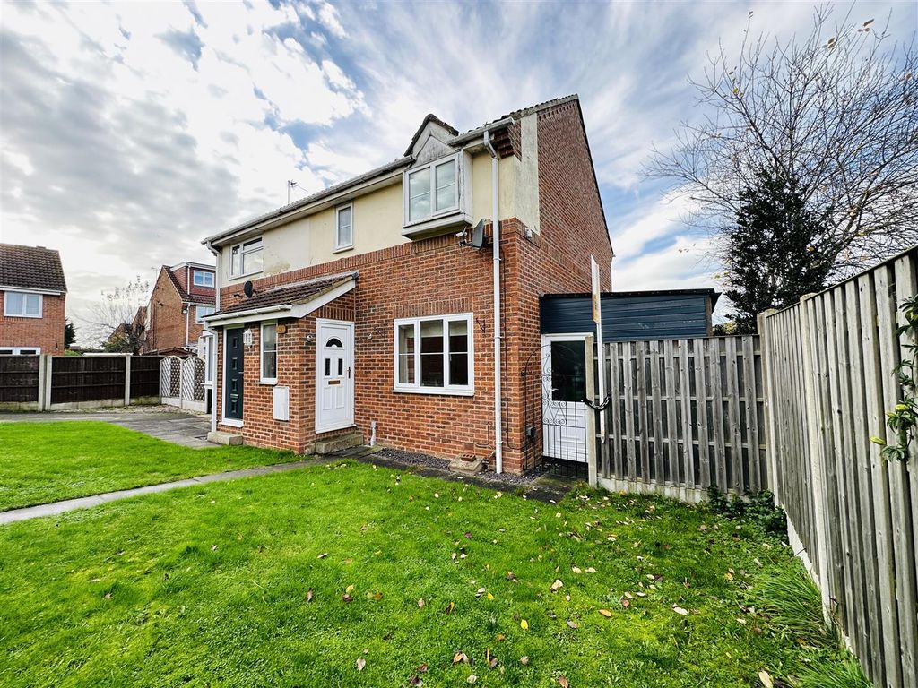 Property photo 1 of 17 Front