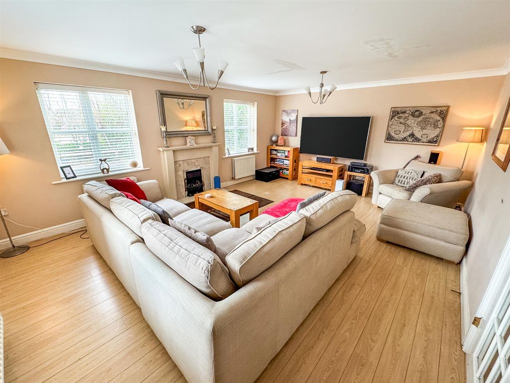 Property photo 2 of 39 Img_2503.Jpg