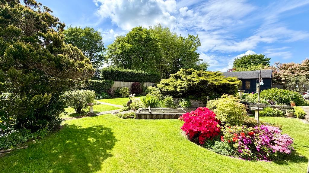 Property photo 3 of 21 Rear Garden