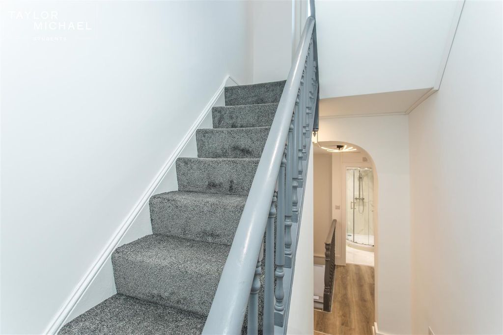 Additional image 13 of 6 bed maisonette to rentPreston Street, Brighton BN1