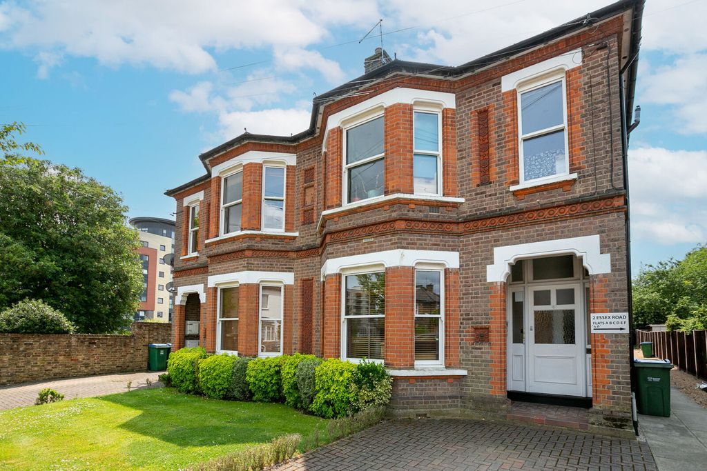 Property photo 1 of 16