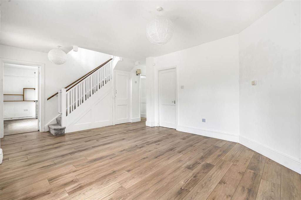Property photo 2 of 31 25_78956.Jpg