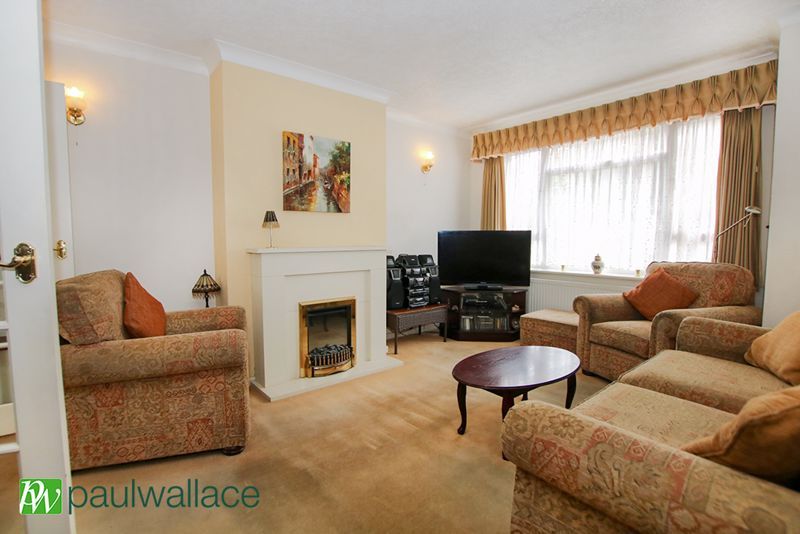 Property photo 2 of 14 Lounge