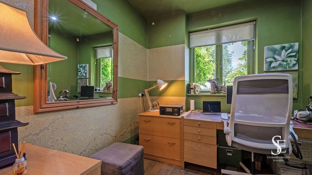Additional image 13 of 5 bed property for saleOld Wokingham Road, Wokingham RG40