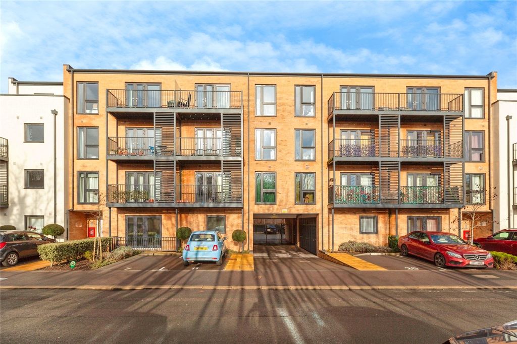 Property photo 1 of 18 Picture No. 06