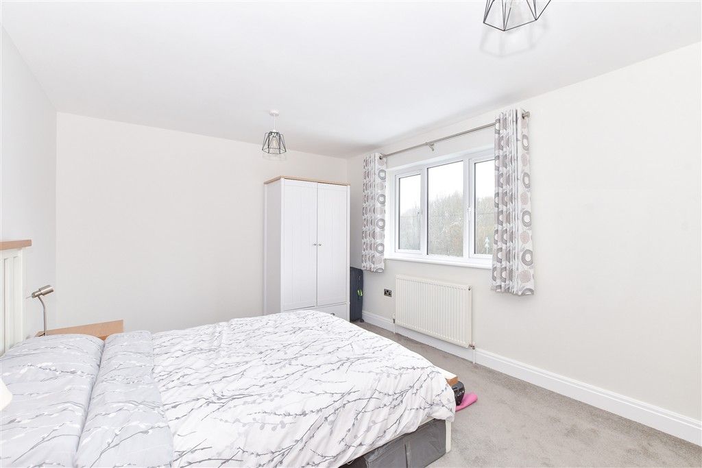 Additional image 12 of 4 bed link detached house for saleBannisters Croft, Blindley Heath, Lingfield, Surrey RH7