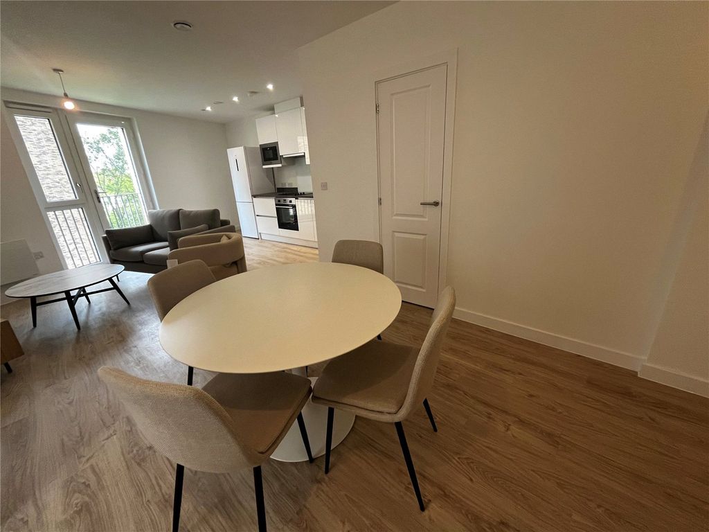 Property photo 1 of 11 Picture No. 02