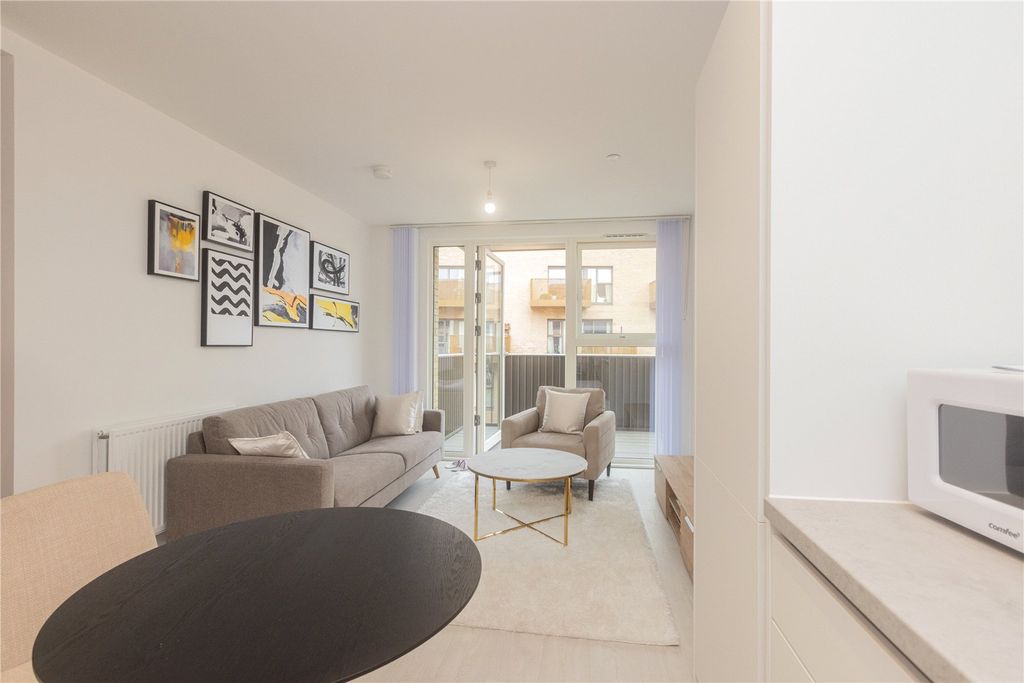 Property photo 3 of 11 Picture No. 10