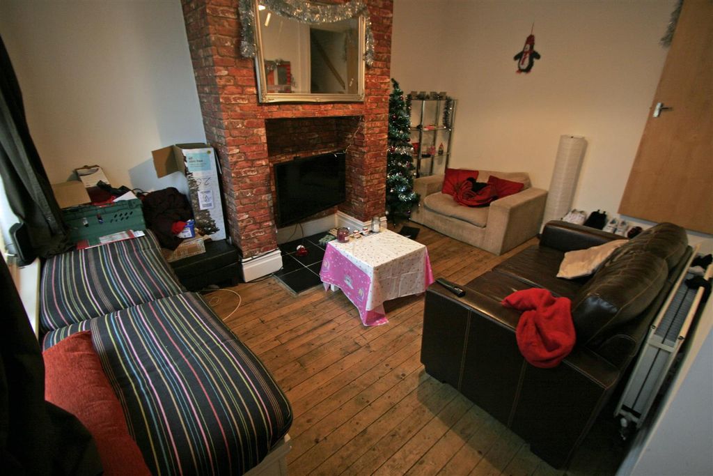 Property photo 2 of 6 Property Photo