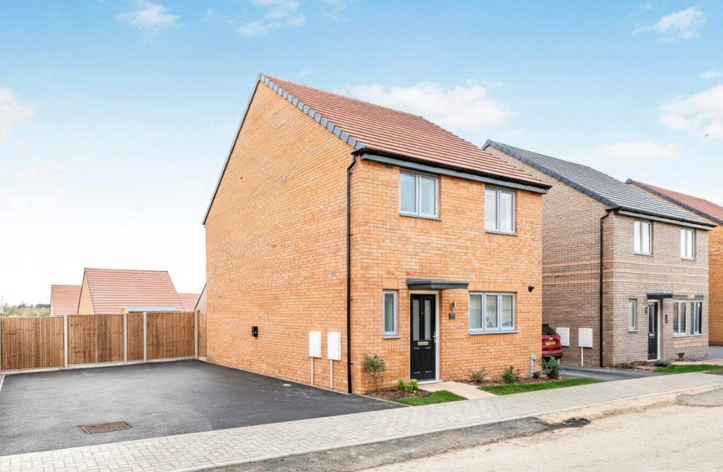 Property photo 1 of 13 Image