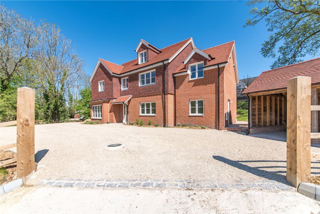 Property photo 1 of 18 Drive
