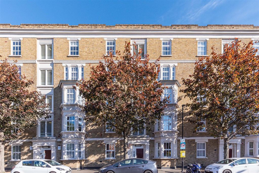 Property photo 1 of 12 Corfield Street
